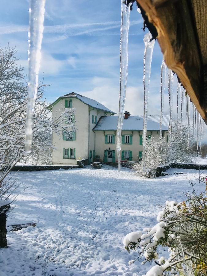 Le Grand Dehors 01 Hotel Cerdon  Bagian luar foto